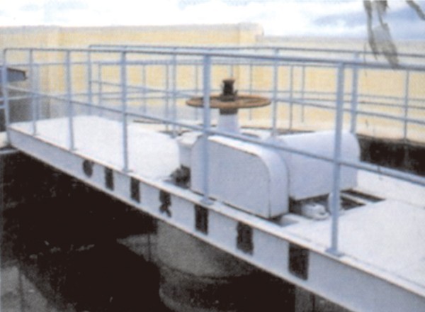 ZXG型懸掛式中心傳動刮泥機